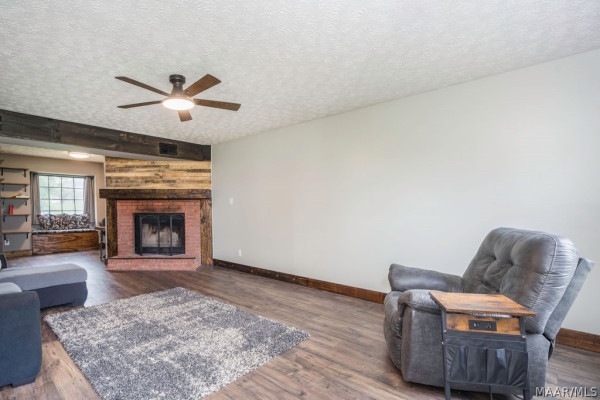 210 SCENIC Drive