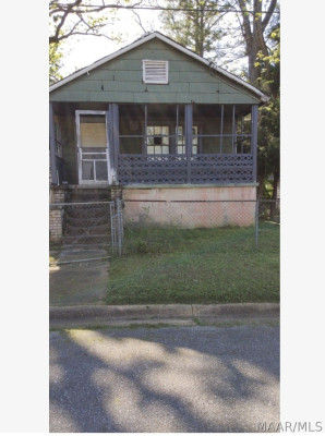 1320 Maple Street