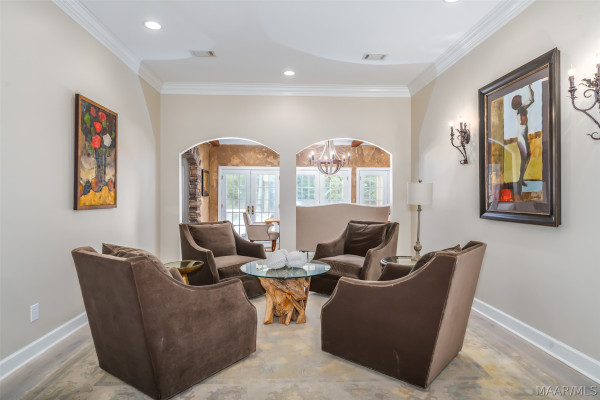 8213 Mossy Oak Drive