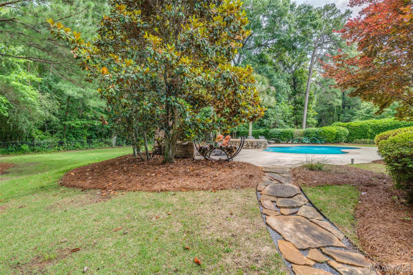 8213 Mossy Oak Drive