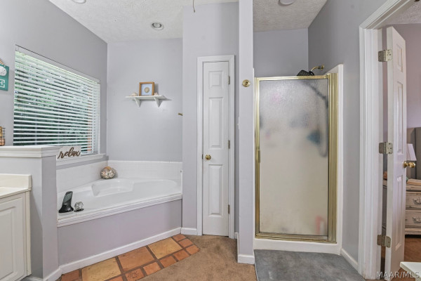 831 HEATHER Drive