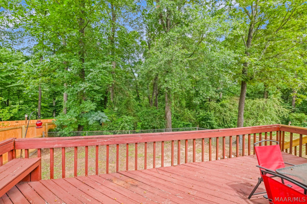 831 HEATHER Drive