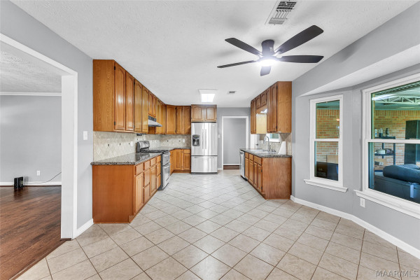 2797 County Road 131 .