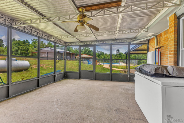 2797 County Road 131 .