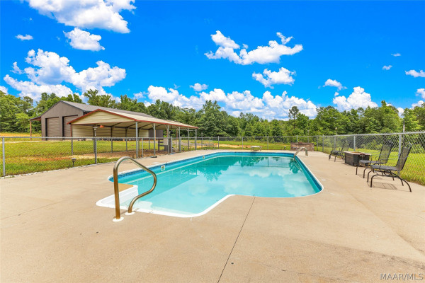 2797 County Road 131 .