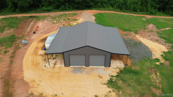 2797 County Road 131 .