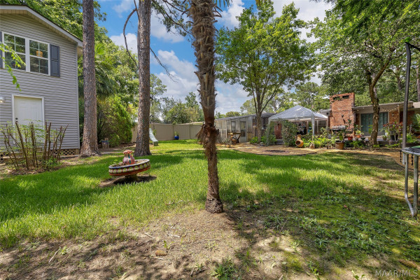 2832 S Colonial Drive
