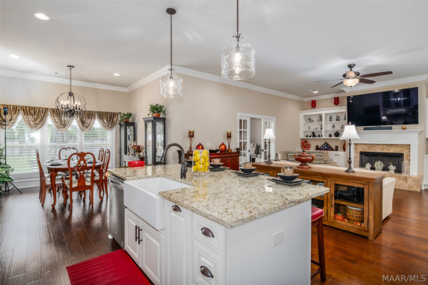 8985 Caraway Lane