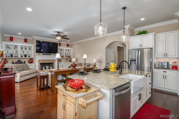 8985 Caraway Lane