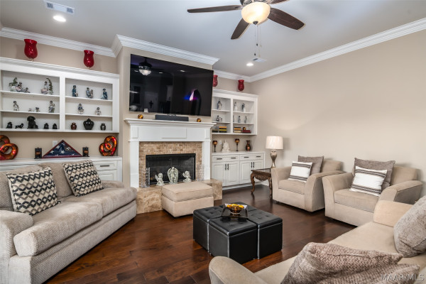 8985 Caraway Lane