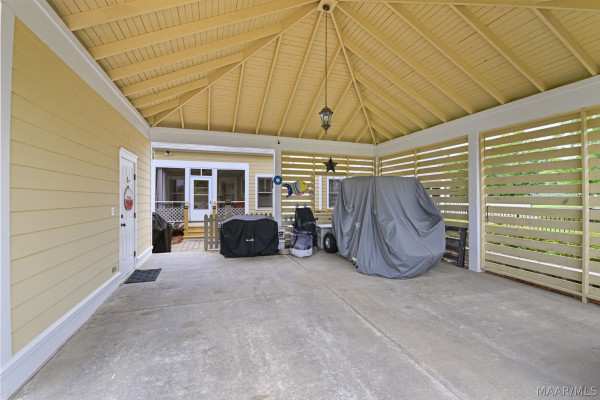 112 Woodridge Avenue