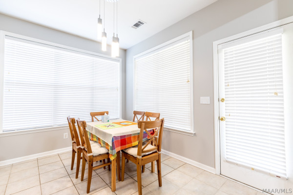 9272 WHISPINE Court