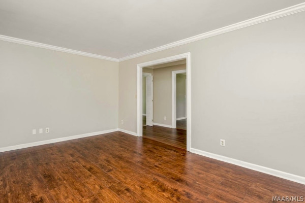 3715 Dresden Court