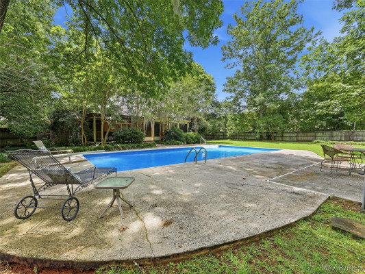 6606 Hollis Drive