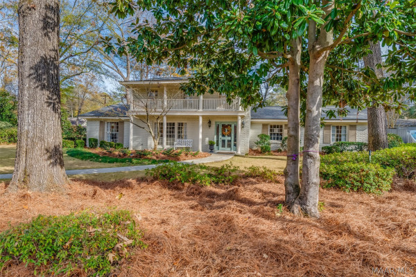 1803 Pineneedle Road