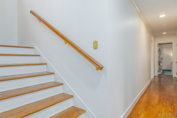 1803 Pineneedle Road