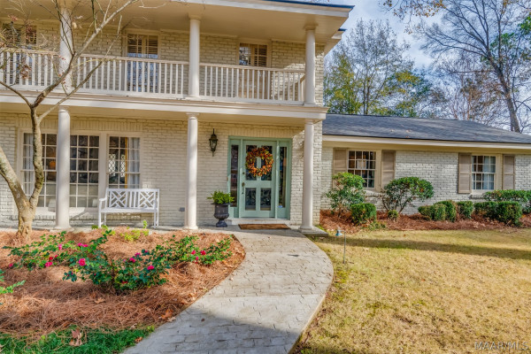 1803 Pineneedle Road