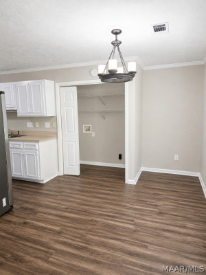 393 Forest Park Drive
