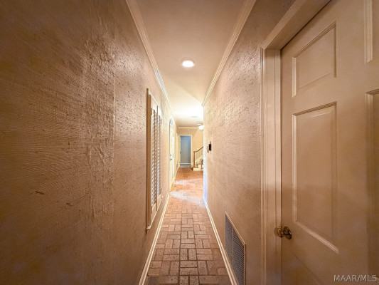 1005 Bell Road
