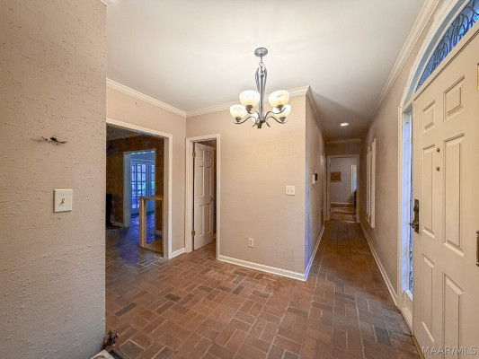 1005 Bell Road