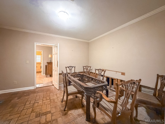 1005 Bell Road