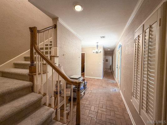 1005 Bell Road