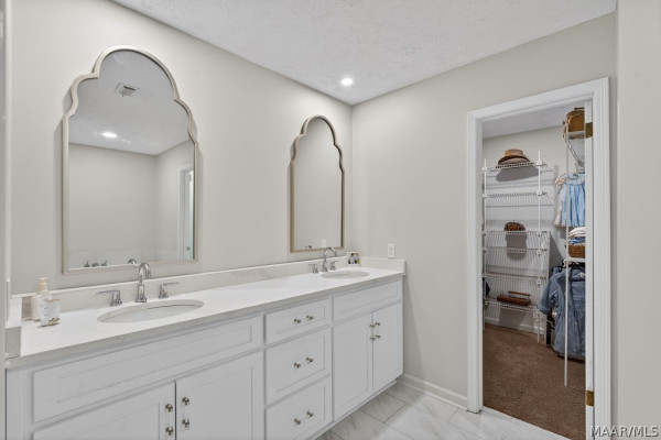 125 Fox Hollow Road