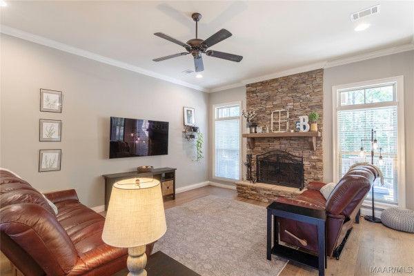 800 Brookwood Drive
