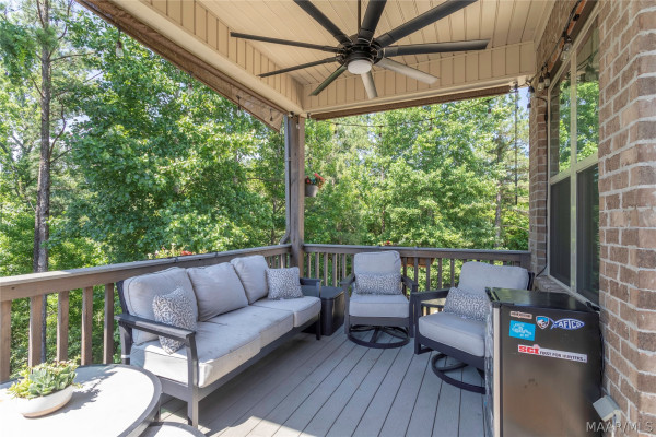 800 Brookwood Drive