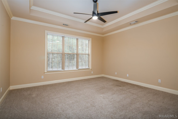 8712 Morning Place