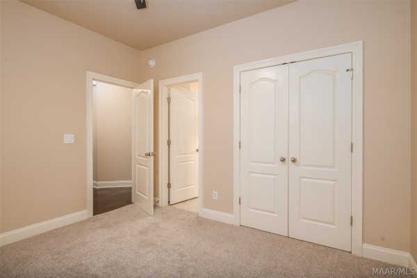 8712 Morning Place