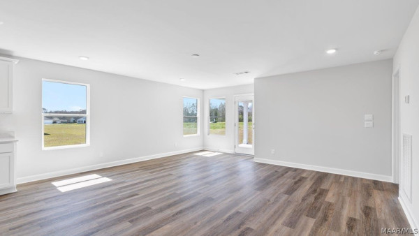 7013 Orange Blossom Way