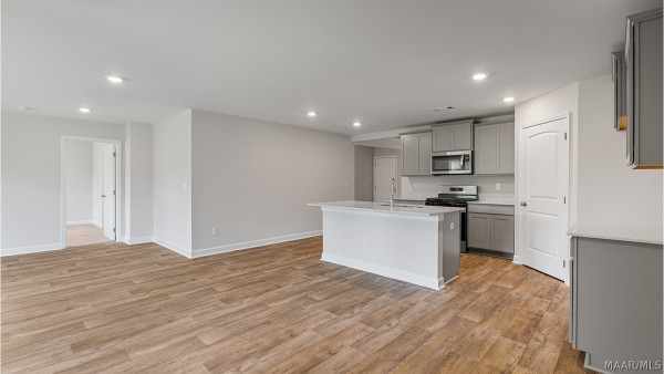 7346 Orange Blossom Way