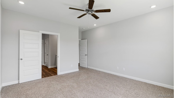 4809 Monarch Pass