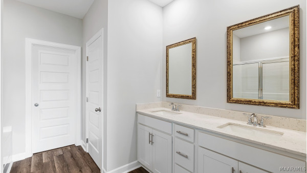4809 Monarch Pass