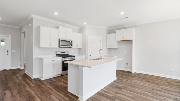 4809 Monarch Pass