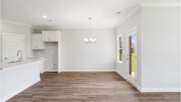 4809 Monarch Pass