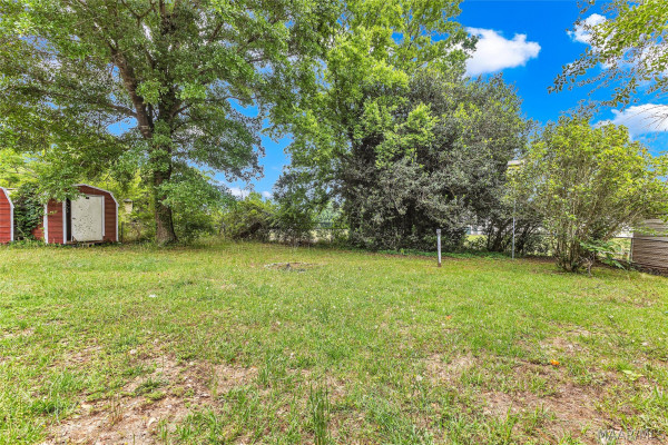240 Clubview Drive