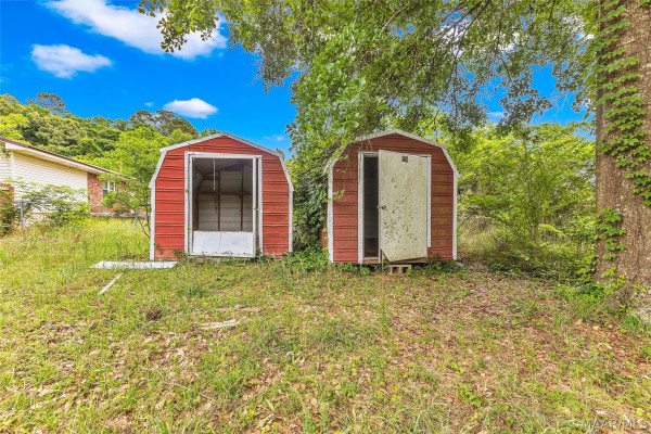 240 Clubview Drive