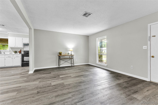 240 Clubview Drive