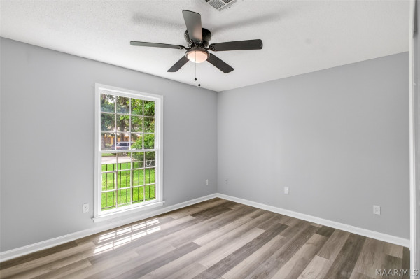 2807 Page Place
