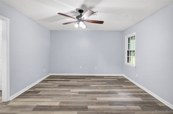 2807 Page Place