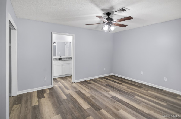 2807 Page Place