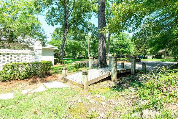 2050 Fernway Drive