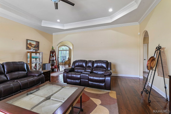 925 FIRESIDE Drive
