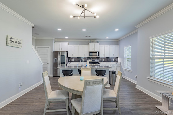 6337 Town Lane