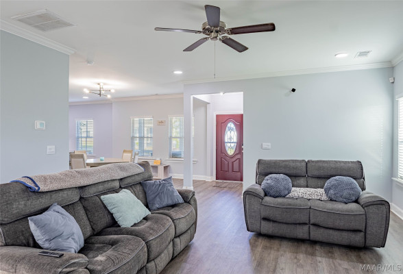 6337 Town Lane
