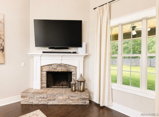 246 N Mountain Laurel Ridge