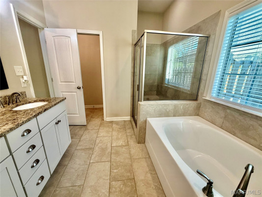 9832 Bluestone Circle