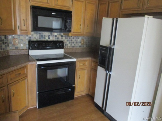 6118 WILLOW GLEN Drive